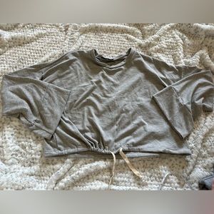 Final Touch wide sleeve tie front light weight sweater top size Medium